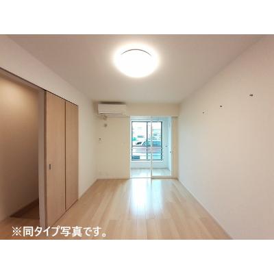 リズブラン　フィル 103【管理NO：1-028759201-01030】 ★家具家電は申し込み後に搬入します★ ★2027年02月上旬入居可能★の物件画像