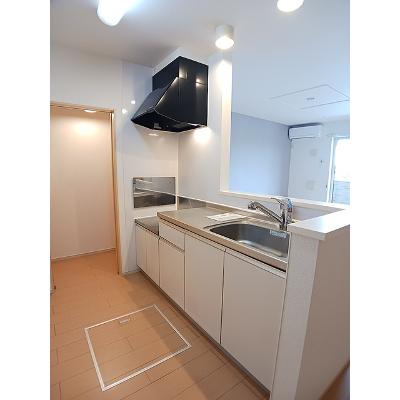オルソーレ 103【管理NO：1-018493901-01030】 ★家具家電は申し込み後に搬入します★の物件画像