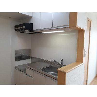 イースト・ハウス 102【管理NO：1-016837501-01020】 ★家具家電は申し込み後に搬入します★ ★2026年11月中旬入居可能★の物件画像