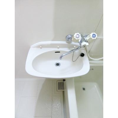 エルディム清和 104【管理NO：1-004026801-01040】 ★家具家電は申し込み後に搬入します★ ★2026年10月上旬入居可能★の物件画像