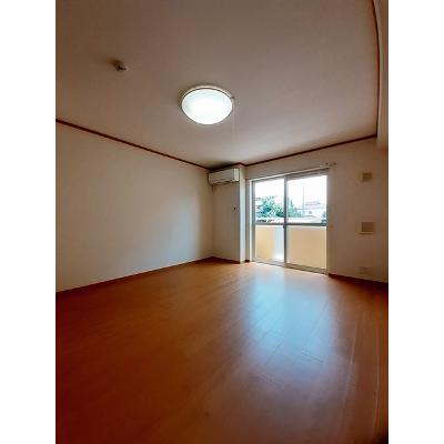 ヴァン・コリーヌＢ 102【管理NO：1-012901302-01020】 ★家具家電は申し込み後に搬入します★の物件画像