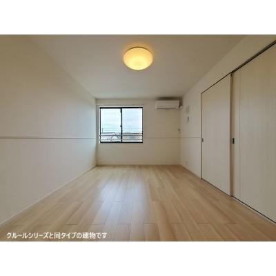 イリーデⅢ 203【管理NO：1-026492101-02030】 ★家具家電は申し込み後に搬入します★ ★2027年02月上旬入居可能★の物件画像