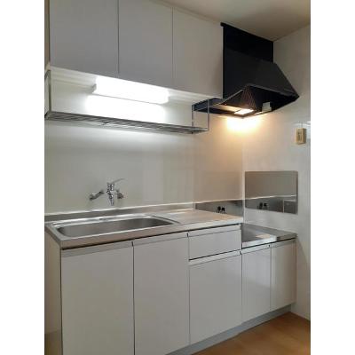マンションローレル 103【管理NO：1-003625501-01030】 ★家具家電は申し込み後に搬入します★ ★2026年10月中旬入居可能★の物件画像