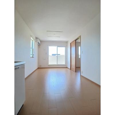 フォレストフェアリー 201【管理NO：1-014912701-02010】 ★家具家電は申し込み後に搬入します★ ★2026年10月下旬入居可能★の物件画像