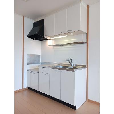 フォレストフェアリー 201【管理NO：1-014912701-02010】 ★家具家電は申し込み後に搬入します★ ★2026年10月下旬入居可能★の物件画像