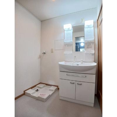 フォレストフェアリー 201【管理NO：1-014912701-02010】 ★家具家電は申し込み後に搬入します★ ★2026年10月下旬入居可能★の物件画像