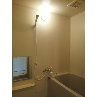 エクセルＡ 102【管理NO：1-004805101-01020】 ★家具家電は申し込み後に搬入します★ ★2026年10月中旬入居可能★の物件画像
