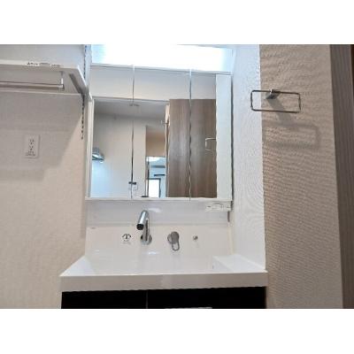 エクセルシオールⅠ 101【管理NO：1-027799701-01010】 ★家具家電は申し込み後に搬入します★ ★2026年10月中旬入居可能★の物件画像