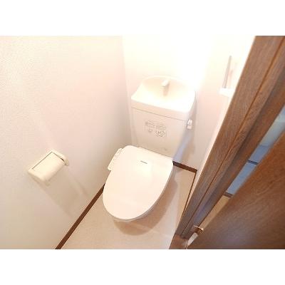 ウィステリアⅡ 101【管理NO：1-012056301-01010】 ★家具家電は申し込み後に搬入します★の物件画像