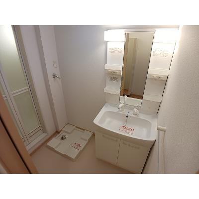 グラシアン 101【管理NO：1-016170401-01010】 ★家具家電は申し込み後に搬入します★ ★2026年09月中旬入居可能★の物件画像