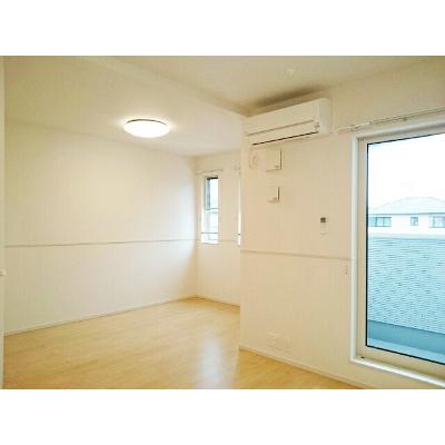 アイアゲート 201【管理NO：1-025108101-02010】 ★家具家電は申し込み後に搬入します★ ★2026年10月下旬入居可能★の物件画像