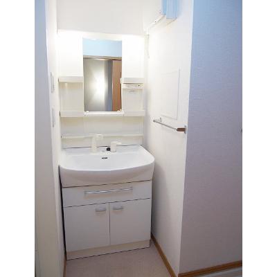 カーサ・セレノ 201【管理NO：1-014333501-02010】 ★家具家電は申し込み後に搬入します★の物件画像