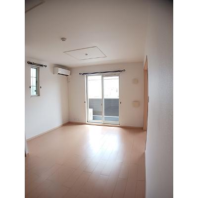 ジュ・セイル 101【管理NO：1-012691901-01010】 ★家具家電は申し込み後に搬入します★の物件画像