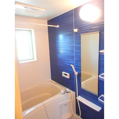フラワー 201【管理NO：1-017102801-02010】 ★家具家電は申し込み後に搬入します★の物件画像
