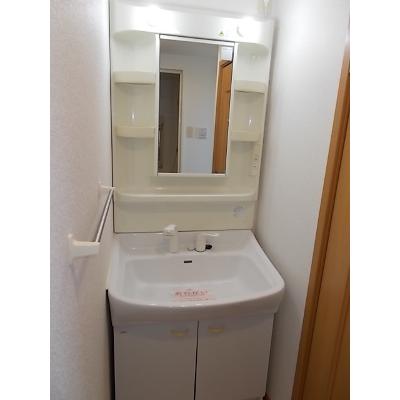 フィーレＢ 103【管理NO：1-011928201-01030】 ★家具家電は申し込み後に搬入します★ ★2026年10月下旬入居可能★の物件画像