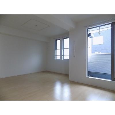 メゾンド　シュシュ　セントラル 203【管理NO：1-023803001-02030】 ★家具家電は申し込み後に搬入します★ ★2026年10月中旬入居可能★の物件画像