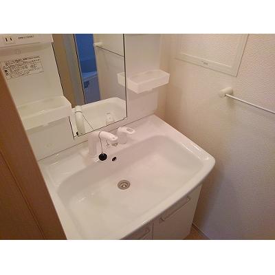 ヴィラ　グリチーネⅠ 202【管理NO：1-017287701-02020】 ★家具家電は申し込み後に搬入します★ ★2026年10月中旬入居可能★の物件画像