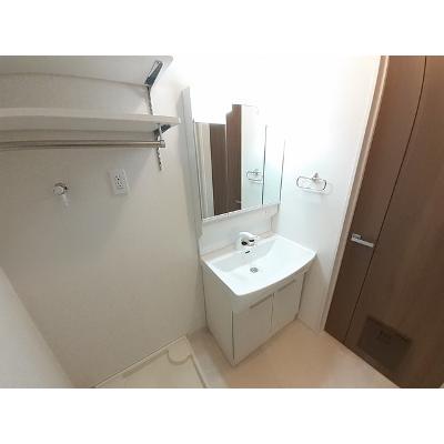 アプリコットⅢ 102【管理NO：1-027495301-01020】 ★家具家電は申し込み後に搬入します★ ★2026年10月中旬入居可能★の物件画像