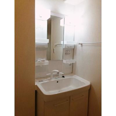 フィオーレ 103【管理NO：1-022631501-01030】 ★家具家電は申し込み後に搬入します★ ★2026年10月中旬入居可能★の物件画像
