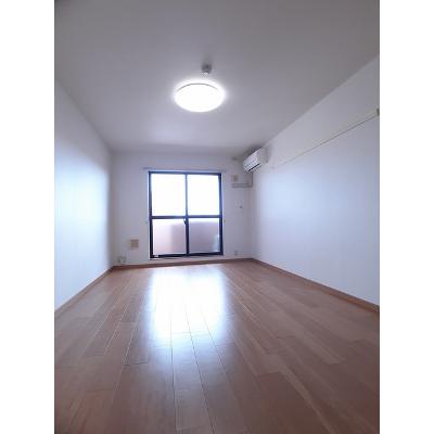 エスプリーク・コヤ 307【管理NO：1-012992001-03060】 ★家具家電は申し込み後に搬入します★ ★2026年10月上旬入居可能★の物件画像