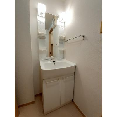 ビューベルハイツ 102【管理NO：1-005109601-01020】 ★家具家電は申し込み後に搬入します★ ★2026年09月中旬入居可能★の物件画像