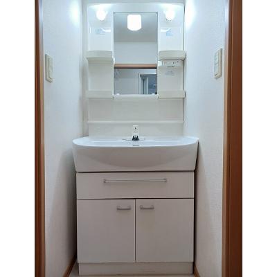 プロヴァンス　Ａ 201【管理NO：1-014914201-02010】 ★家具家電は申し込み後に搬入します★ ★2026年10月中旬入居可能★の物件画像