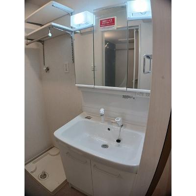 ｇｌｉｓｔｅｎ　ｃｏｕｒｔ 105【管理NO：1-027770901-01040】 ★家具家電は申し込み後に搬入します★の物件画像