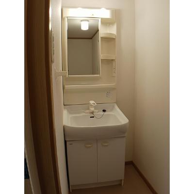エクスプレス７００Ｂ 201【管理NO：1-012092102-02010】 ★家具家電は申し込み後に搬入します★の物件画像