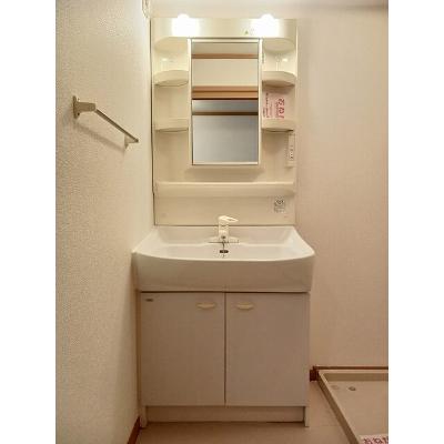 エヴァーグリーンＢ棟 103【管理NO：1-011837701-01030】 ★家具家電は申し込み後に搬入します★の物件画像