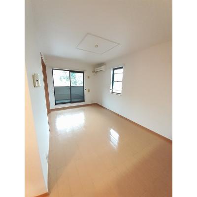 ルミナリエ　請石 201【管理NO：1-015417901-02010】 ★家具家電は申し込み後に搬入します★ ★2026年10月中旬入居可能★の物件画像