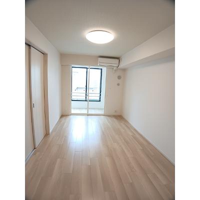 ショコラⅠ 104【管理NO：1-027758001-01040】 ★家具家電は申し込み後に搬入します★の物件画像