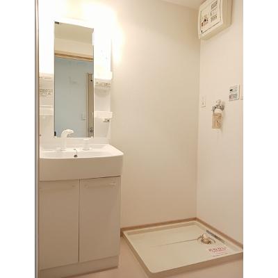 カーサ・フィオーレ中広通り 405【管理NO：1-015271901-04050】 ★家具家電は申し込み後に搬入します★ ★2026年10月中旬入居可能★の物件画像