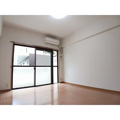 エバー　グリーン 103【管理NO：1-013495101-01030】 ★家具家電は申し込み後に搬入します★ ★2026年10月上旬入居可能★の物件画像