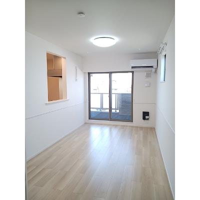 フォンテーヌⅢ 301【管理NO：1-028585501-03010】 ★家具家電は申し込み後に搬入します★の物件画像