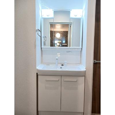 フォンテーヌⅢ 201【管理NO：1-028585501-02010】 ★家具家電は申し込み後に搬入します★の物件画像