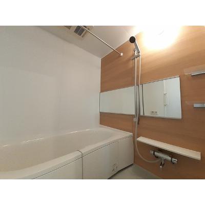 マーキュリーＣ 102【管理NO：1-021361203-01020】 ★家具家電は申し込み後に搬入します★ ★2026年09月中旬入居可能★の物件画像
