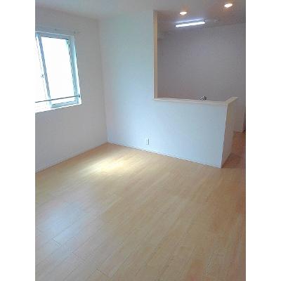 サイド　Ⅴ 201【管理NO：1-023511601-02010】 ★家具家電は申し込み後に搬入します★ ★2026年11月中旬入居可能★の物件画像
