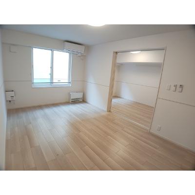 プレジールⅡ 101【管理NO：1-028465201-01010】 ★家具家電は申し込み後に搬入します★の物件画像