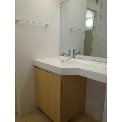 オーロモンテ．チンクエ 202【管理NO：1-023574301-02020】 ★家具家電は申し込み後に搬入します★の物件画像