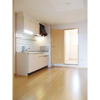 フローラルⅠ 201【管理NO：1-012322601-02010】 ★家具家電は申し込み後に搬入します★ ★2026年10月中旬入居可能★の物件画像