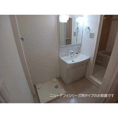 リーヴァ　ノヴァ 104【管理NO：1-028860001-01040】 ★家具家電は申し込み後に搬入します★ ★2027年02月上旬入居可能★の物件画像