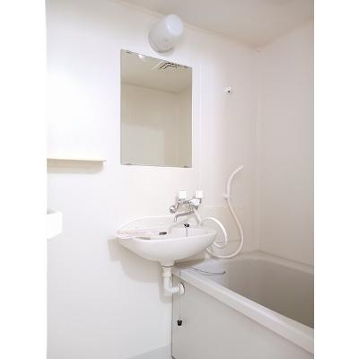ハウス８ 202【管理NO：1-004337101-02020】 ★家具家電は申し込み後に搬入します★ ★2026年10月中旬入居可能★の物件画像