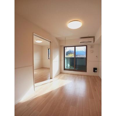 ポルテ 204【管理NO：1-026187501-02040】 ★家具家電は申し込み後に搬入します★の物件画像
