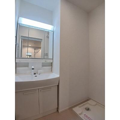 ポルテ 204【管理NO：1-026187501-02040】 ★家具家電は申し込み後に搬入します★の物件画像