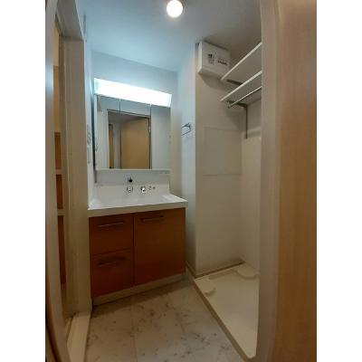 スプレッド与野 301【管理NO：1-025102201-03010】 ★家具家電は申し込み後に搬入します★ ★2026年10月下旬入居可能★の物件画像
