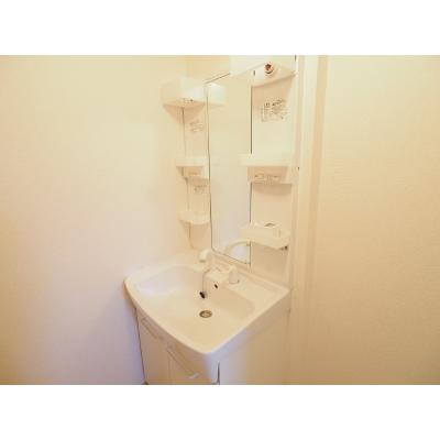 ブリッサ 104【管理NO：1-016623901-01040】 ★家具家電は申し込み後に搬入します★ ★2026年09月中旬入居可能★の物件画像