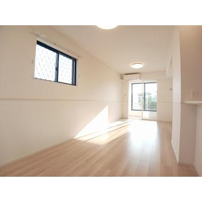 ルシエール 105【管理NO：1-028678601-01050】 ★家具家電は申し込み後に搬入します★の物件画像