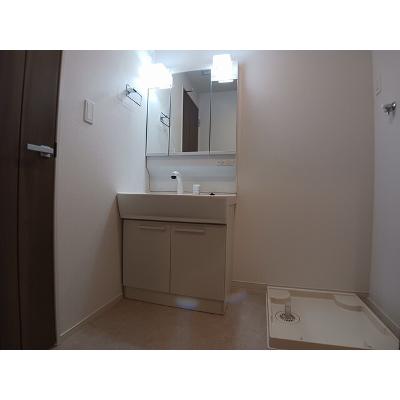 ルシエール 104【管理NO：1-028678601-01040】 ★家具家電は申し込み後に搬入します★の物件画像