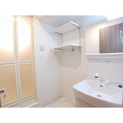 シエル 102【管理NO：1-028373501-01020】 ★家具家電は申し込み後に搬入します★の物件画像