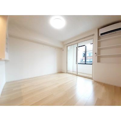 エスポワール２０２４ 102【管理NO：1-027588701-01020】 ★家具家電は申し込み後に搬入します★ ★2026年11月中旬入居可能★の物件画像
